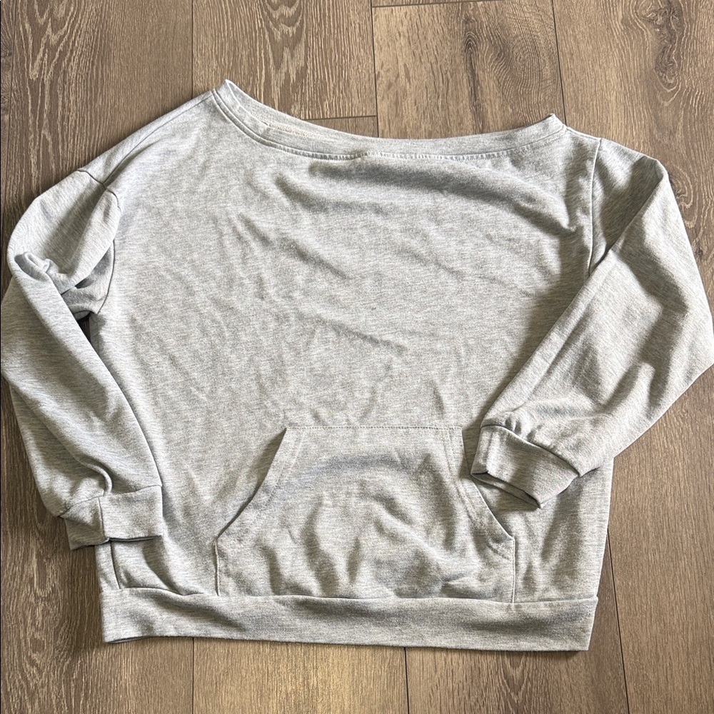 SHEIN Light Gray Off-Shoulder Sweatshirt